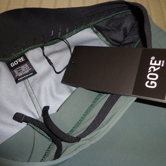 NWT GORE WEAR Explore Cycling Shorts XS (0-2) Urban Grey - Picture 13 of 15
